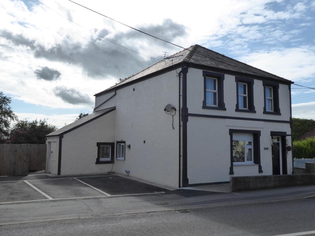 Gwynedd House Flat 1 Apartment *